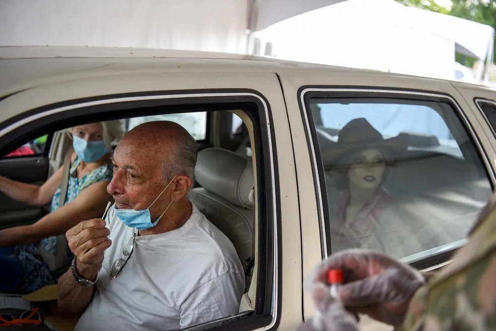 Humans and Mannequins