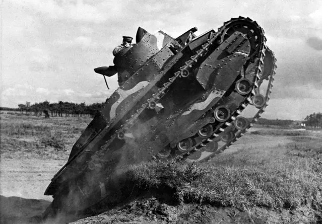 A Japanese tank during maneuvers on the drill ground in Narashino, near Tokyo, headquarters of the Japanese First Tank Company on August 22, 1935. (Photo by AP Photo)