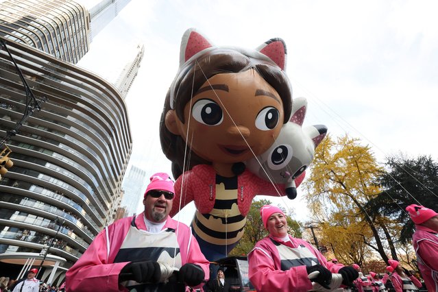The Gabby & Pandy Paws balloon flies during the Macy's Thanksgiving Day Parade 2025, in New York City, U.S., November 27, 2025. (Photo by Brendan McDermid/Reuters)