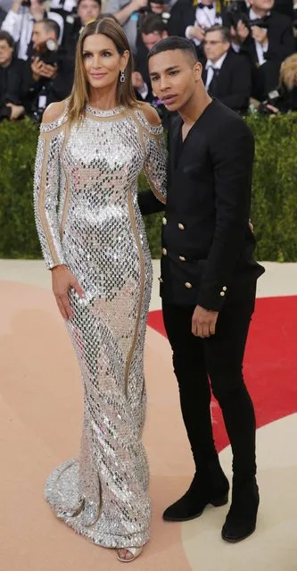 Model Cindy Crawford and designer Olivier Rousteing arrive at the Metropolitan Museum of Art Costume Institute Gala (Met Gala) to celebrate the opening of “Manus x Machina: Fashion in an Age of Technology” in the Manhattan borough of New York, May 2, 2016. (Photo by Eduardo Munoz/Reuters)
