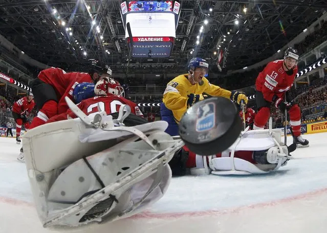 Ice Hockey, 2016 IIHF World Championship, Group A, Switzerland vs Sweden, Moscow, Russia on May 15, 2016. Sweden's Johan Sundstrom celebrates a goal. (Photo by Grigory Dukor/Reuters)