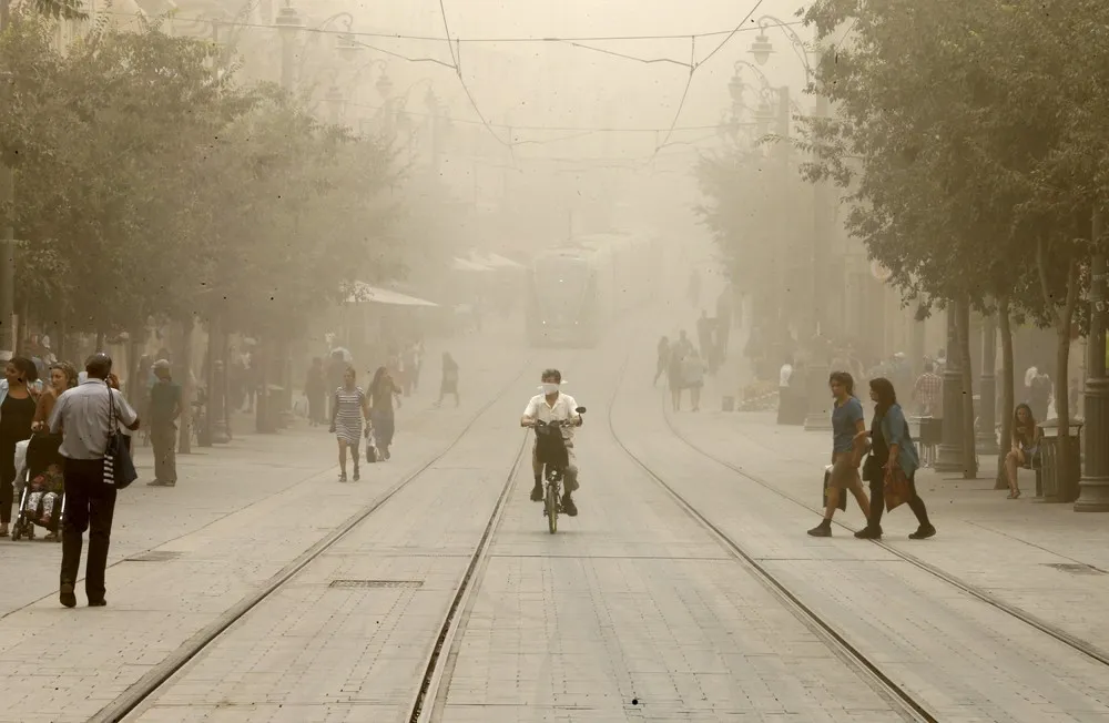 Heavy Sandstorm Swept across Middle East