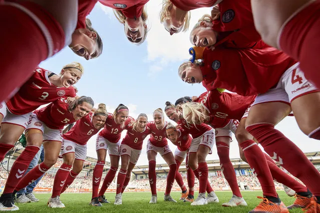 The players of Denmark huddle prior to the FIFA Women's World Cup qualifier match between Denmark and Sweden at Viborg Stadion on September 4, 2018 in Viborg, Denmark. (Photo by Lars Ronbog/FrontZoneSport via Getty Images)