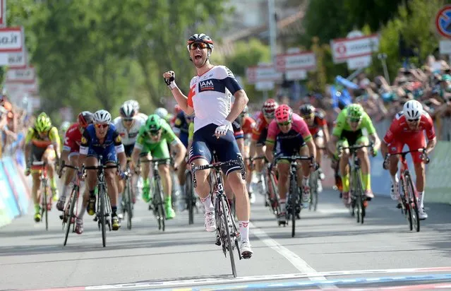 German rider Roger Kluge of Iam cycling team celebrates winning the 17th stage of the Giro d'Italia 2016 cycling race, from Molveno (Trento) to Cassano D'Adda (Milan), Italy, 25 May 2016. (Photo by Luca Zennaro/EPA)