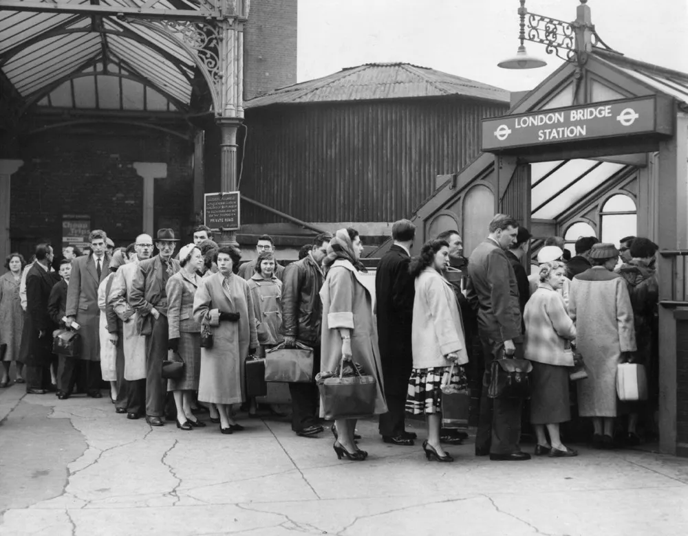 Vintage Pictures of the London Underground
