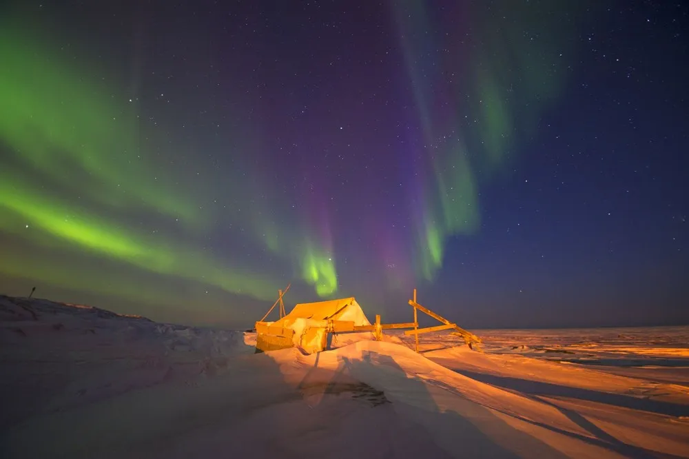 Incredible Auroras Form in Alaska