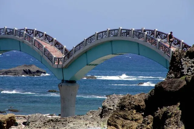 Sansiantai: Dragon Bridge