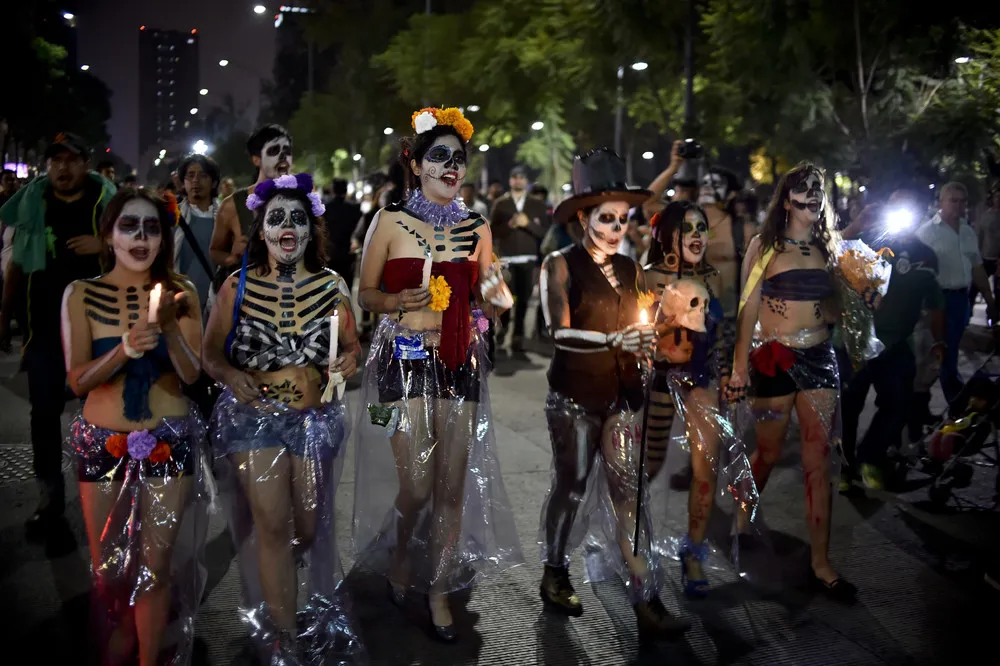 The Day in Photos – October 27, 2015