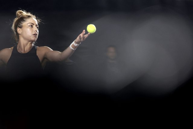 Mexico's Renata Zarazua serves the ball to Ukraine's Anhelina Kalilnina during their women's singles round of 16 match of the WTA 2024 tournament in Zapopan, Mexico, on September 9, 2024. (Photo by Ulises Ruiz/AFP Photo)