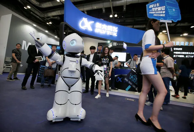 A robot from Urobot dances at the Global Mobile Internet Conference (GMIC) 2017 in Beijing, China April 28, 2017. (Photo by Jason Lee/Reuters)