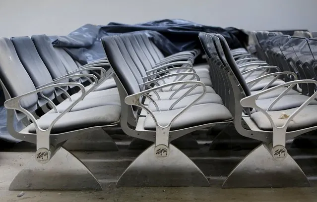 Dust covered seats are pictured inside the lounge of the Jaisalmer Airport in desert state of Rajasthan, India, August 13, 2015. (Photo by Anindito Mukherjee/Reuters)