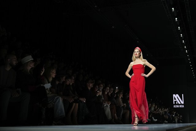 A model displays a creation by Russian designer Alena Nega during the Moscow Fashion Week in Moscow, Russia, Monday, October 7, 2024. (Photo by Pavel Bednyakov/AP Photo)