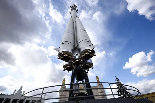 A Vostok rocket similar to the one that carried Yuri Gagarin on his flight to space is displayed in Moscow, Russia, Friday, April 9, 2021. Soviet cosmonaut Yuri Gagarin became the first human in space 60 years ago. The successful one-orbit flight on April 12, 1961 made the 27-year-old Gagarin a national hero and cemented Soviet supremacy in space until the United States put a man on the moon more than eight years later. (Photo by Alexander Zemlianichenko/AP Photo)