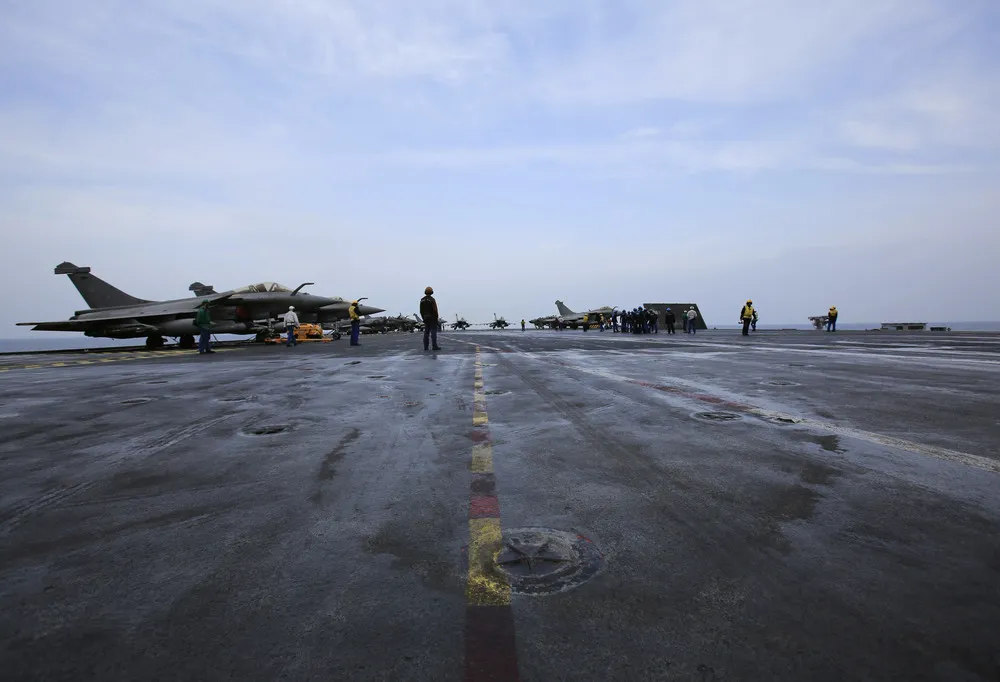 French Carrier in Gulf Lends Support to Anti-IS Mission