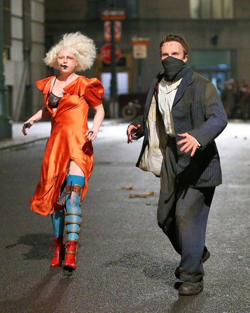 Irish actress and singer Jessie Buckley and English actor Christian Bale film Maggie Gyllenhaal’s remake of “The Bride of Frankenstein” in New York in the last decade of April 2024. The film will also star Penélope Cruz, Peter Sarsgaard and Annette Bening and will be set in 1930s Chicago. (Photo by Splash News and Pictures)