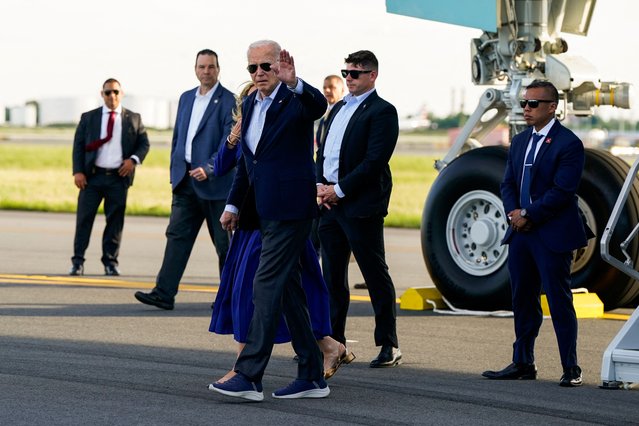 U.S. President Joe Biden and first lady Jill Biden step down from Air Force One at Philadelphia International Airport in Philadelphia, Pennsylvania on June 9, 2024. (Photo by Elizabeth Frantz/Reuters)