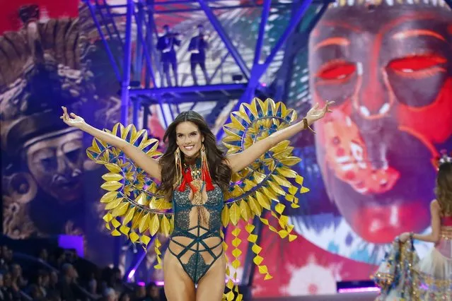 Model Alessandra Ambrosio displays a creation during the Victoria's Secret Fashion Show inside the Grand Palais, in Paris, Wednesday, November 30, 2016. (Photo by Francois Mori/AP Photo)