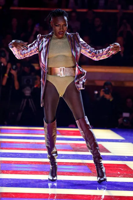 Grace Jones presents a creation by designer Tommy Hilfiger as part of his Fall/Winter 2019-2020 women's ready-to-wear collection show during the Paris Fashion Week in Paris, France, March 2, 2019. (Photo by Regis Duvignau/Reuters)