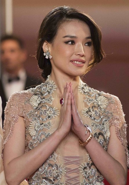 Cast member Shu Qi poses on the red carpet as she arrives for the screening of the film “The Assassin” (Nie yin niang) in competition at the 68th Cannes Film Festival in Cannes, southern France, May 21, 2015. (Photo by Yves Herman/Reuters)