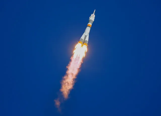 The Soyuz MS-07 spacecraft carrying the crew of Norishige Kanai of Japan, Anton Shkaplerov of Russia and Scott Tingle of the U.S. blasts off to the International Space Station (ISS) from the launchpad at the Baikonur Cosmodrome, Kazakhstan December 17, 2017. (Photo by Shamil Zhumatov/Reuters)