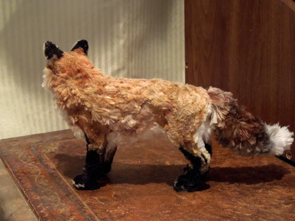 Pipe Cleaner Artist Lauren Ryan