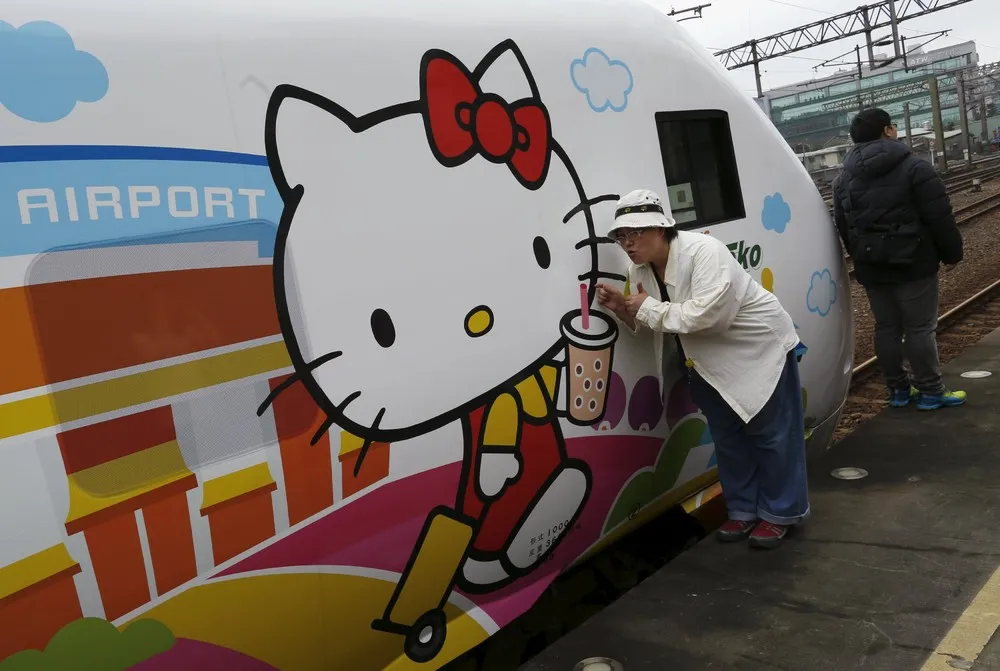 Hello Kitty-themed Taroko Express Train