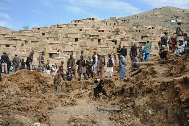 Massive Landslide Buries Remote Afghan Village