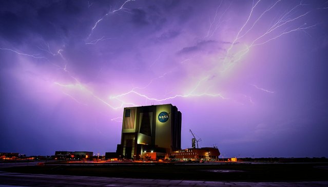 Poor weather conditions over the Space Center forced SpaceX to postpone the launch of its Falcon 9 rocket from Launch Complex 40 at the Cape Canaveral Space Force Station, Florida on Monday, August 4, 2025. The booster launched with 28 Starlink satellites on board at 3:57 AM. (Photo by Joe Marino/UPI/Alamy Live News)