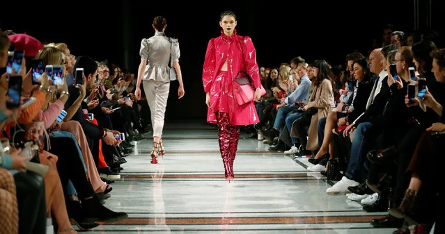 Models present creations by Marina Hoermanseder on the sidelines of the Berlin Fashion Week Autumn/Winter 2017/2018 in Berlin, Germany January 19, 2017. (Photo by Hannibal Hanschke/Reuters)