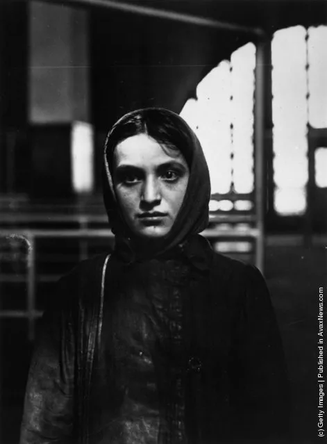 A young Russian Jewish immigrant at Ellis Island, New York, 1905