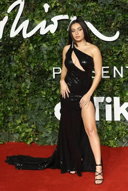 British singer Charli XCX arrives for the Fashion Awards 2021 at the Royal Albert Hall in London, Britain, 29 November 2021. (Photo by Vickie Flores/EPA/EFE)