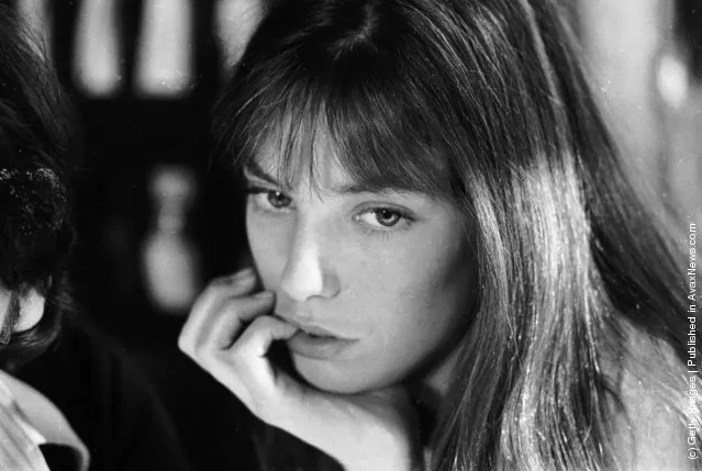 1975: British singer, actress and model Jane Birkin