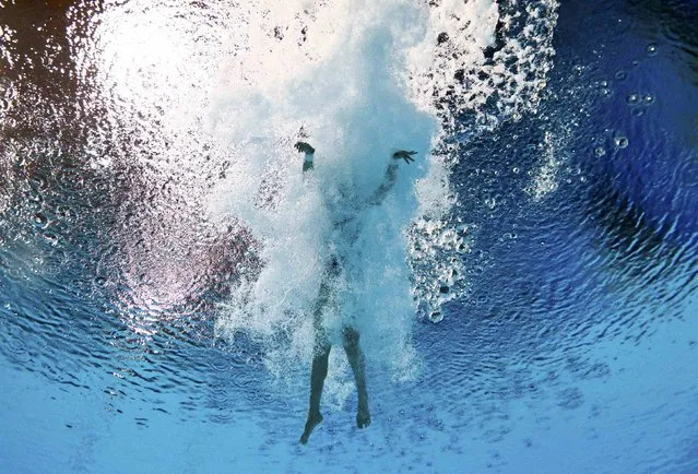 Song Nam Hyang of North Korea is seen underwater during the women's 10m platform semi final at the Aquatics World Championships in Kazan, Russia July 29, 2015. (Photo by Stefan Wermuth/Reuters)