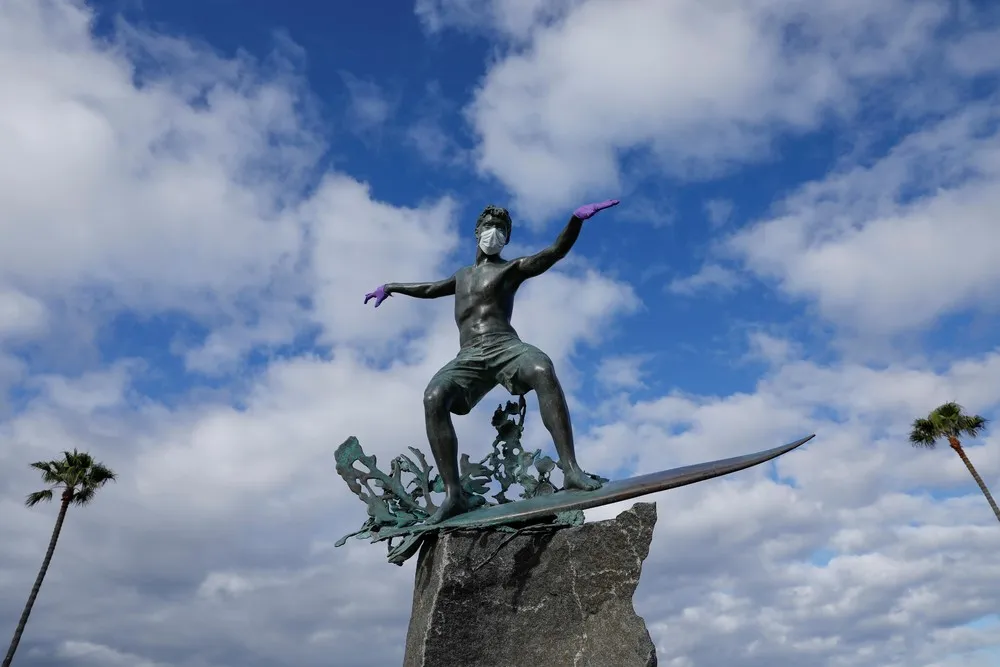 The Day in Photos – March 27, 2020, Part 2/2