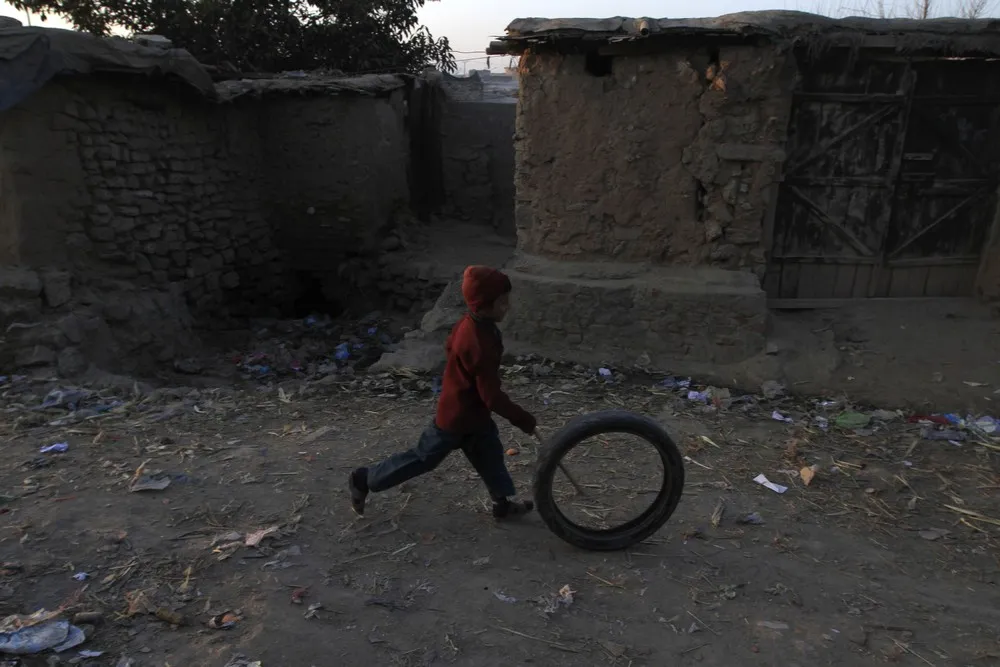 A Look at Life in Pakistan, Part 1/2