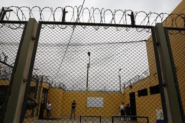 General view of a backyard of the Sarita Colonia male prison during a Christmas event in Callao, Peru, December 18, 2015. (Photo by Mariana Bazo/Reuters)