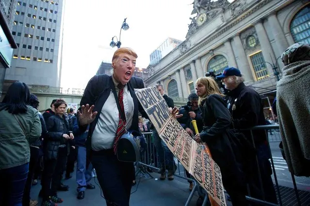 Protesters gathered against Donald Trump outside the Grand Hyatt hotel in midtown Manhattan where he attends his Republican Gala on April 14, 2016. (Photo by Alberto Reyes/Splash  News)