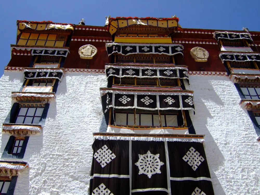 Potala Palace in Tibetan
