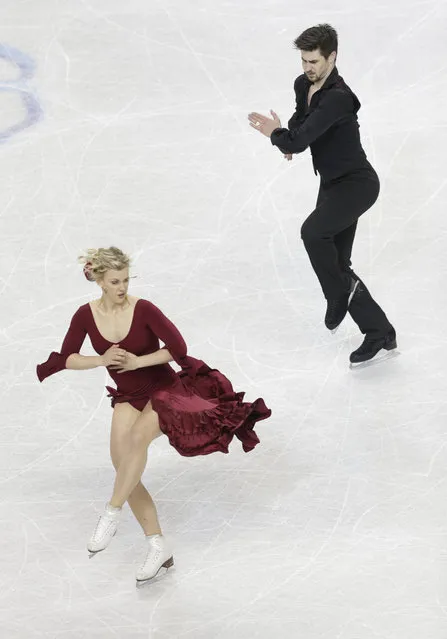 Madison Hubbell, left, and Zachary Donohue perform during the short dance program at the U.S. Figure Skating Championships in Greensboro, N.C., Friday, January 23, 2015. (Photo by Chuck Burton/AP Photo)