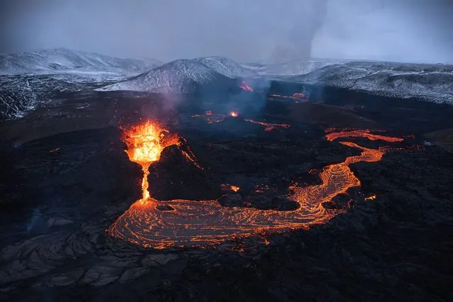 Romain Loubeyre, “Unearthed”, 2021, Iceland. Category: Nature. Romain Loubeyre says: “The Fagradalsfjall volcanic eruption in Iceland in 2021 was one of those rare occurrences that capture, utterly, the attention of the viewer. I spent 12 days documenting the volcano, going back and forth 20km every day in all weather conditions, unable to stop myself. I saw the volcanic site change, expand inexorably day after day, and was impressed forever by the force of nature, the noise, the heat made by the process of creating new earth”. (Photo by Romain Loubeyre/Earth Photo 2022)