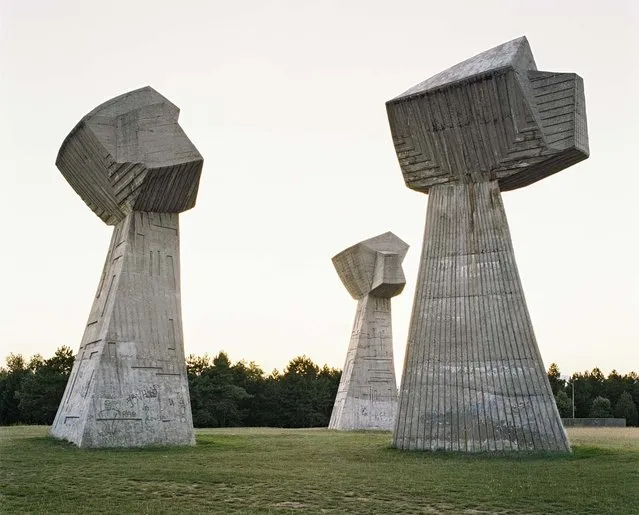 Built in 1963, this monument in Niš, Serbia commemorates the 10,000 people from the area that were killed during World War II. The three clenched fists are the work of sculptor Ivan Sabolić. (Photo by Jan Kempenaers)