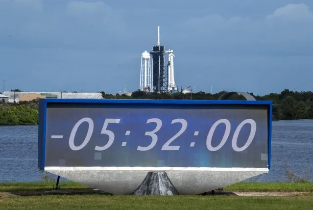 The countdown clock shows that a SpaceX Falcon 9 rocket with Crew-1 prepares to launch from Complex 39A at the Kennedy Space Center in Florida on Sunday, November 15, 2020. The Crew Dragon spacecraft is expected to launch in the evening with four astronauts aboard headed for the International Space Station, and is manned by NASA Astronauts, Commander Michael Hopkins, Pilot Victor Glover, Mission Specialist Shannon Walker and Japanese Aerospace Exploration Agency (JAXA) Mission Specialist, Soichi Noguchi. (Photo by Pat Benic/UPI/Alamy Live News)
