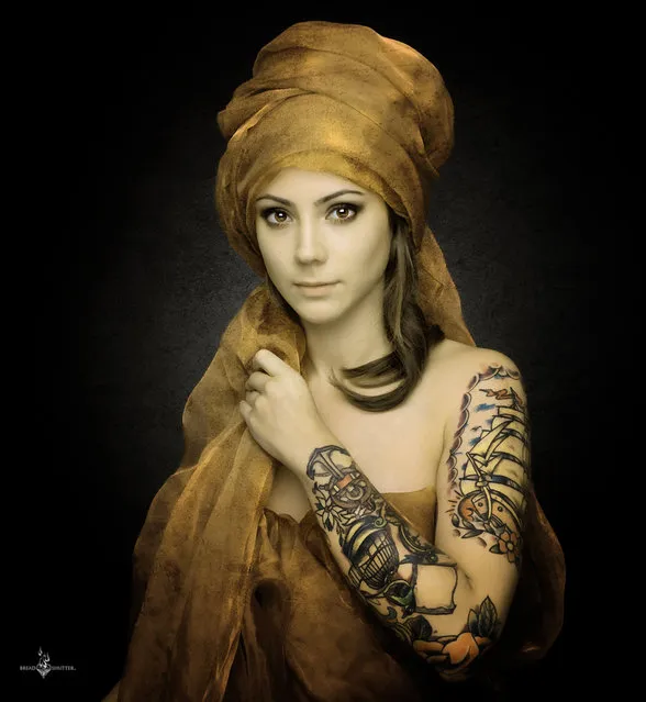 “Golden ink”. (Photo and caption by “Bread and Shutter” Studio)