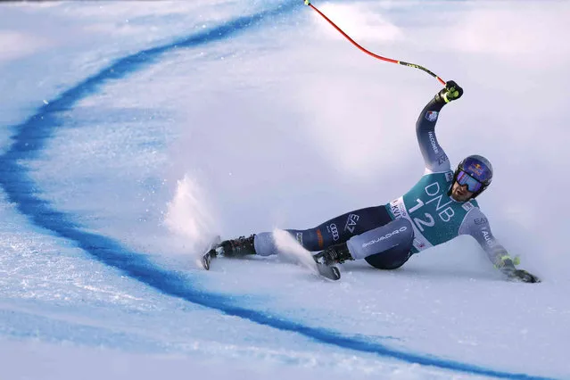Italy's Dominik Paris speeds down the course during an alpine ski, men's World Cup downhill race, in Kvitfjell, Norway, Saturday, February 17, 2024. (Photo by Gabriele Facciotti/AP Photo)