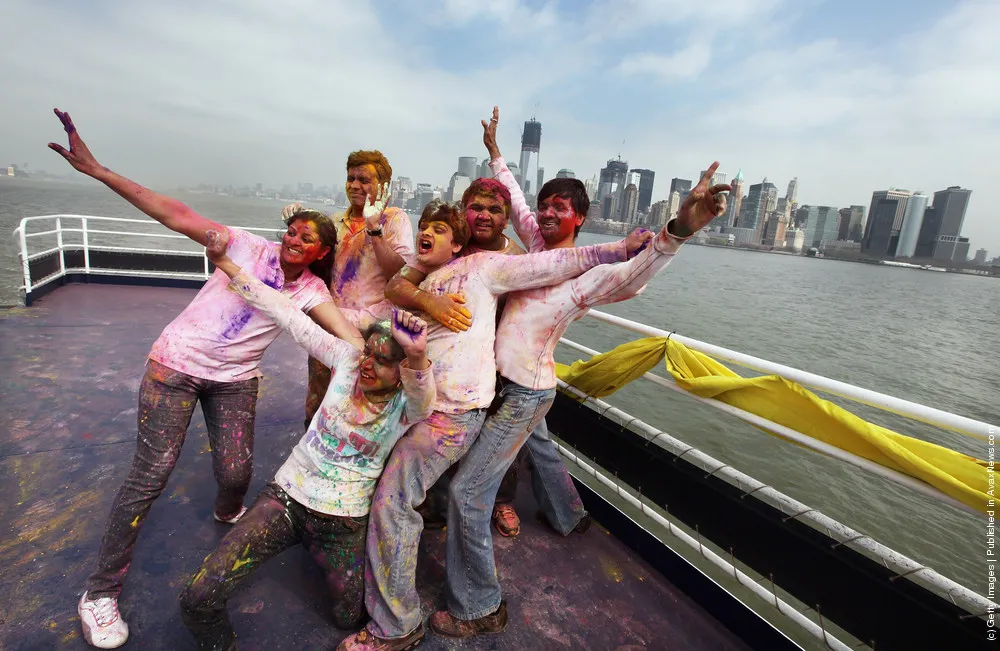 Indian Holi Festival Celebrated on Boat Cruise Around Manhattan