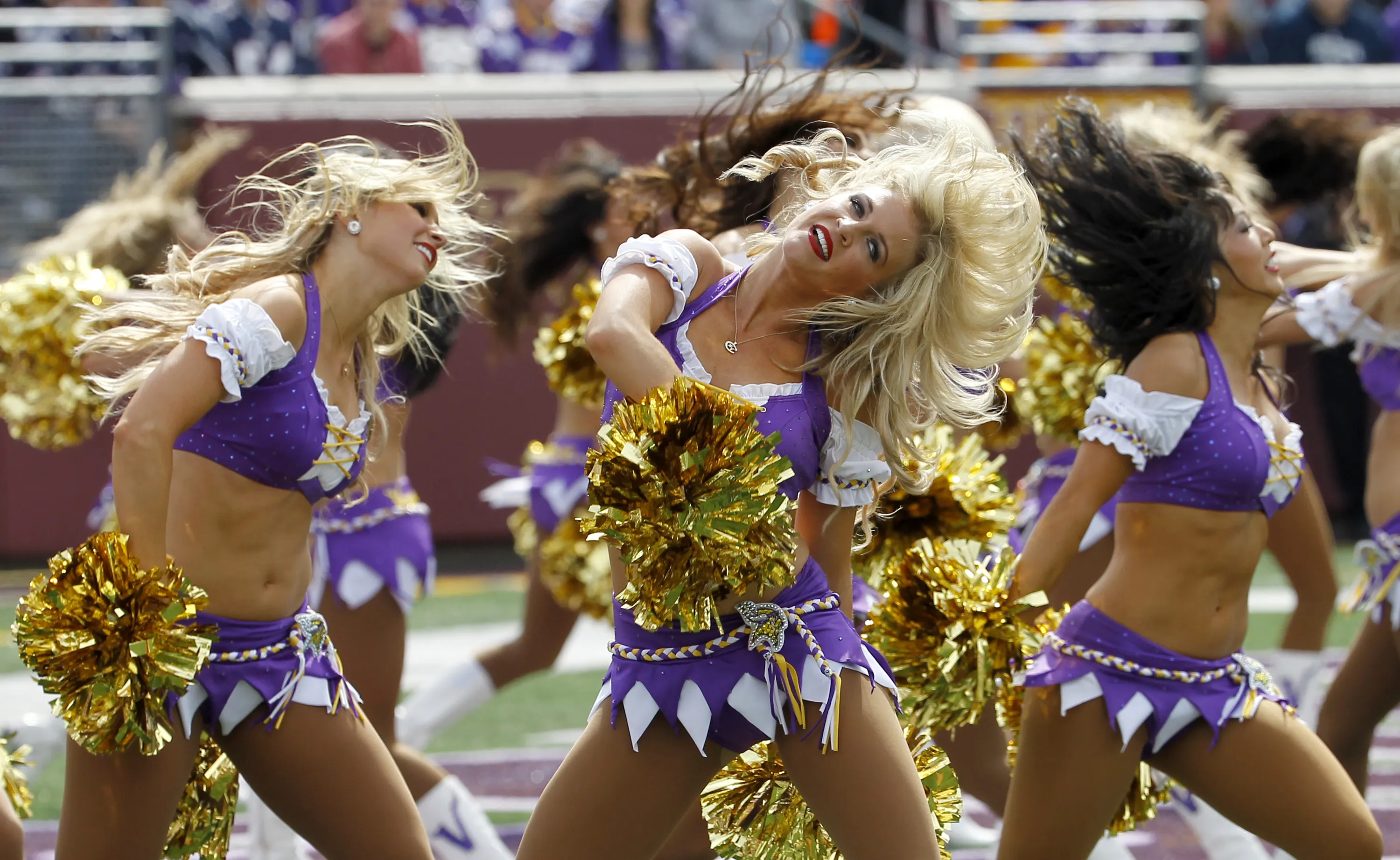 Cheerleader Babe