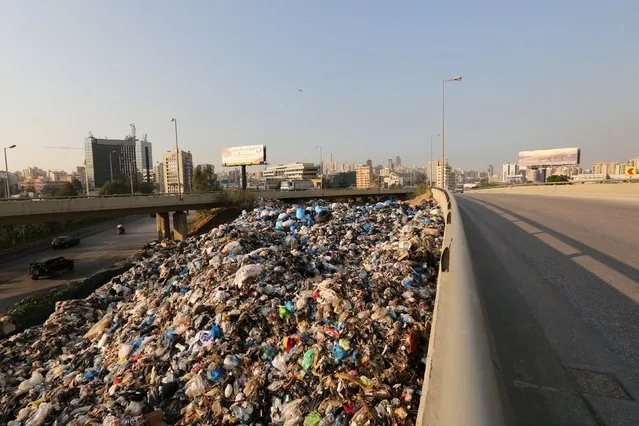 A general view shows a garbage-filled area in Beirut, Lebanon December 22, 2015. Lebanon's cabinet on Monday agreed to export the country's waste in a move that could end a crisis that led to a wave of protests and threatened the downfall of the government. (Photo by Aziz Taher/Reuters)