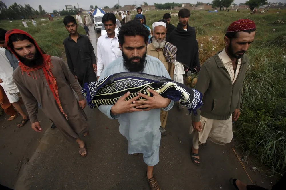 Deadly Storm hits Pakistan