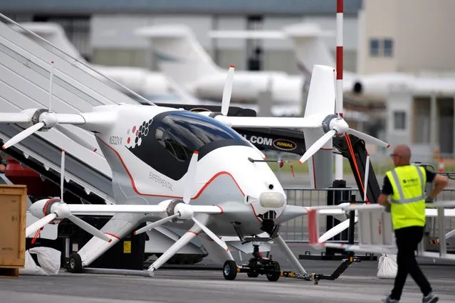 Vahana, an experimental flying taxi by Airbus, is seen on static display, before the opening of the 53rd International Paris Air Show at Le Bourget Airport near Paris, France,June 15, 2019. (Photo by /Reuters)