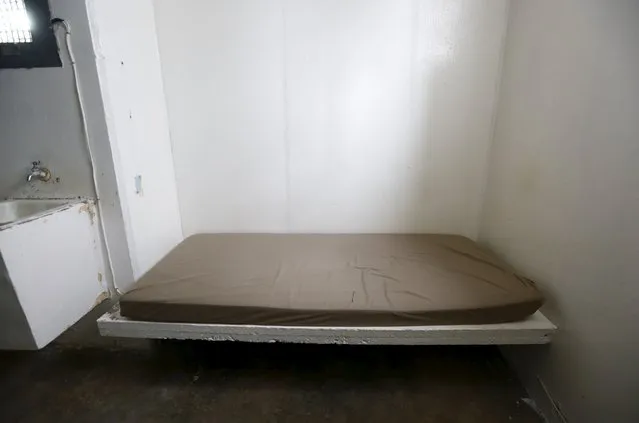 A view of drug lord Joaquin “El Chapo” Guzman's bed in his cell inside the Altiplano Federal Penitentiary, where he escaped from, in Almoloya de Juarez, on the outskirts of Mexico City, July 15, 2015. (Photo by Edgard Garrido/Reuters)